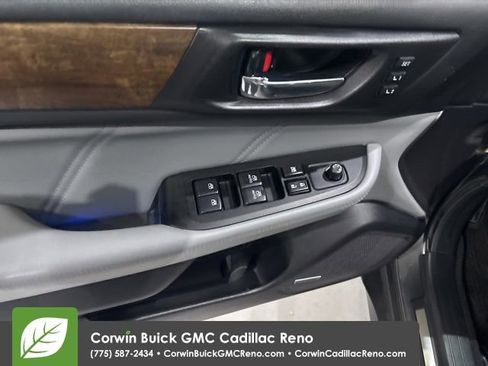 Used 2018 Subaru Outback 3.6R Limited w/ Popular Package #2 AWD/4WD image 12