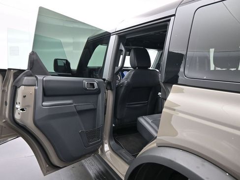 New 2025 Ford Bronco Outer Banks image 19