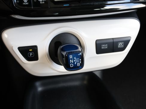 Used 2017 Toyota Prius Two FWD image 26