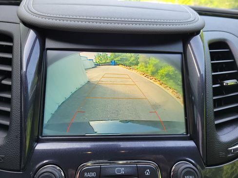 Used 2019 Chevrolet Impala LS FWD image 17
