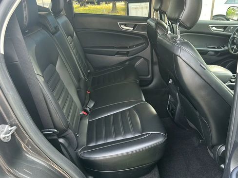 Used 2019 Ford Edge SEL w/ Equipment Group 201A FWD image 20