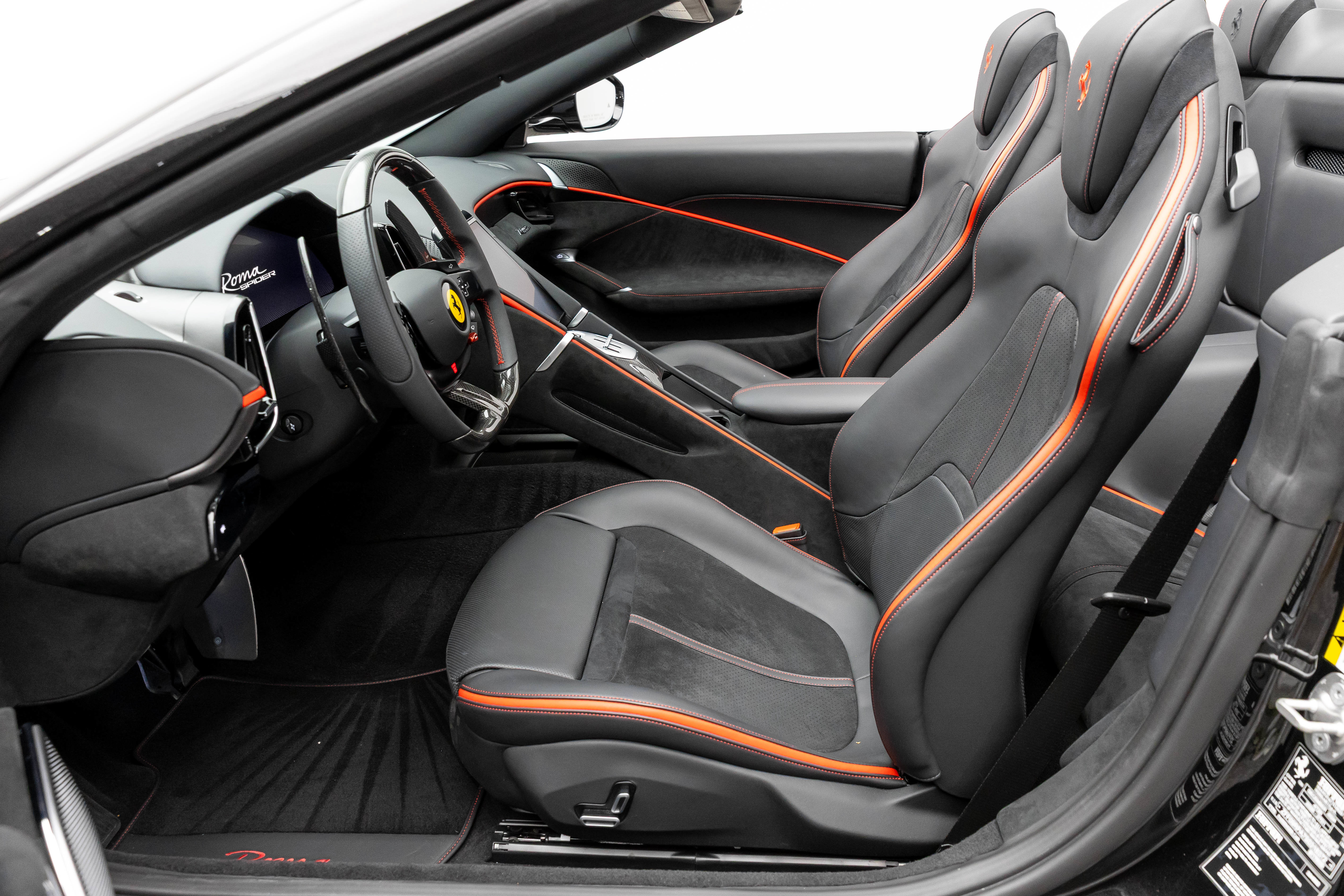 Certified 2025 Ferrari Roma Spider RWD image 5