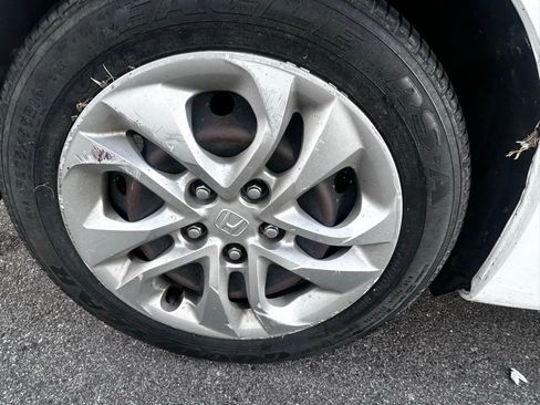 Used 2015 Honda Civic LX image 9