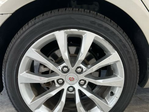 Used 2015 Cadillac XTS Luxury w/ Driver Awareness Package image 5