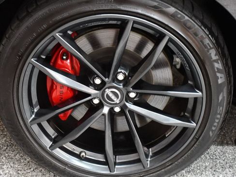Used 2024 Nissan Z Performance w/ Floor Mat Package RWD image 18