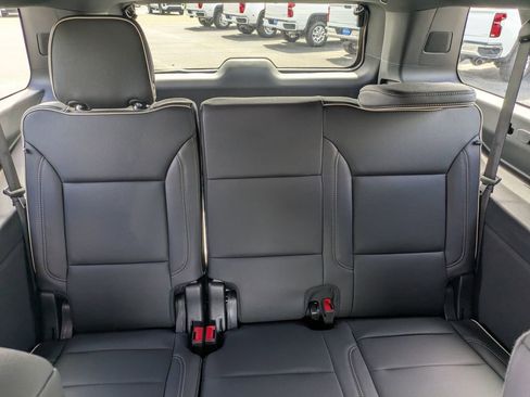 New 2025 Chevrolet Suburban Premier w/ Sun And Tow Package image 37