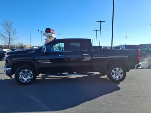 Used 2022 Chevrolet Silverado 2500 LTZ w/ Z71 Off-Road Package image 6