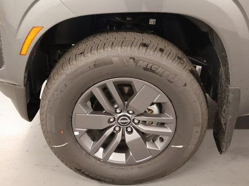 New 2026 Nissan Frontier SV w/ SV Convenience Package AWD/4WD image 8