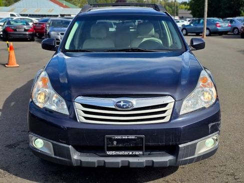 Used 2012 Subaru Outback 2.5i Premium w/ All-Weather Pkg AWD/4WD image 2