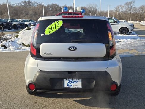 Used 2015 Kia Soul image 9