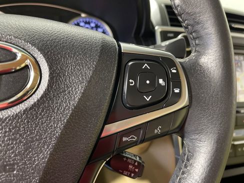 Used 2017 Toyota Camry XLE image 28