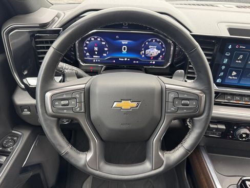 Used 2025 Chevrolet Silverado 1500 High Country w/ High Country Premium Package image 9