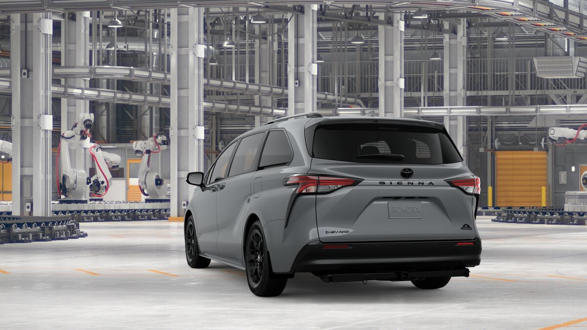 New 2026 Toyota Sienna XLE Woodland Edition AWD/4WD image 9