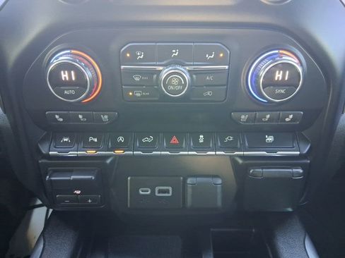 Used 2019 Chevrolet Silverado 1500 High Country image 26