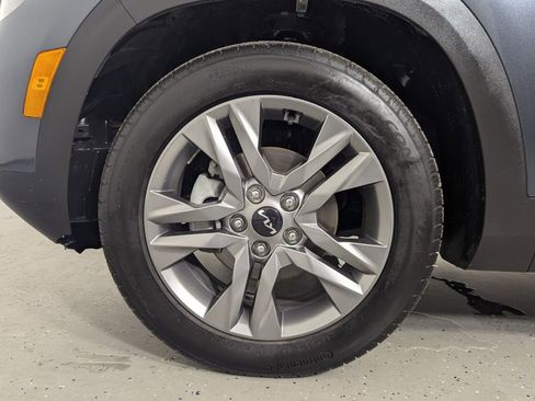 Used 2023 Kia Seltos S FWD image 9