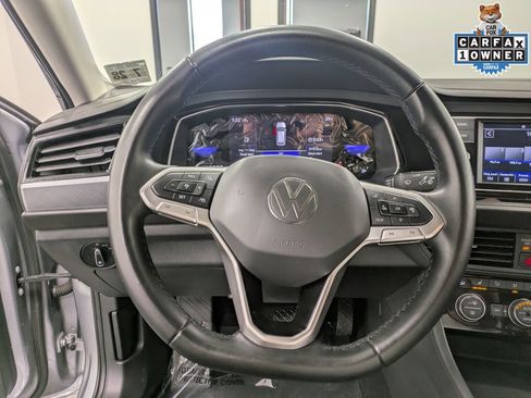 Used 2023 Volkswagen Jetta SE FWD image 21