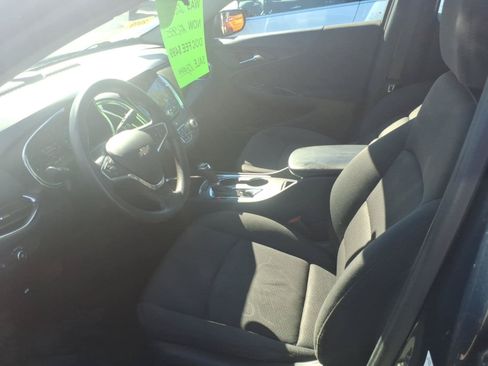 Used 2019 Chevrolet Malibu LT FWD image 7