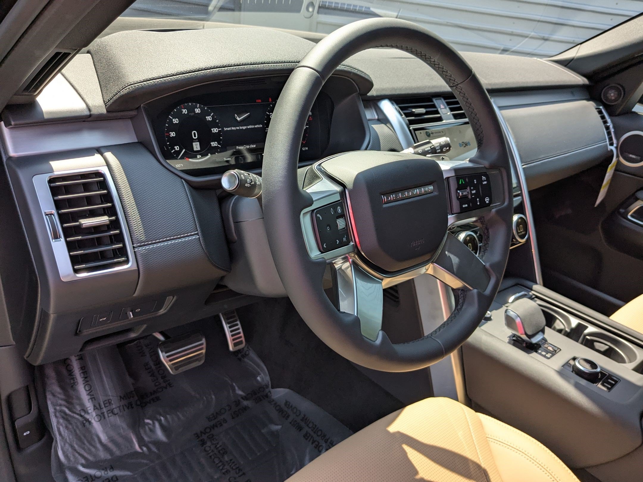 New 2026 Land Rover Discovery Limited Edition AWD/4WD image 14