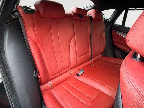 Used 2019 BMW X6 sDrive35i w/ M Sport Package RWD image 27
