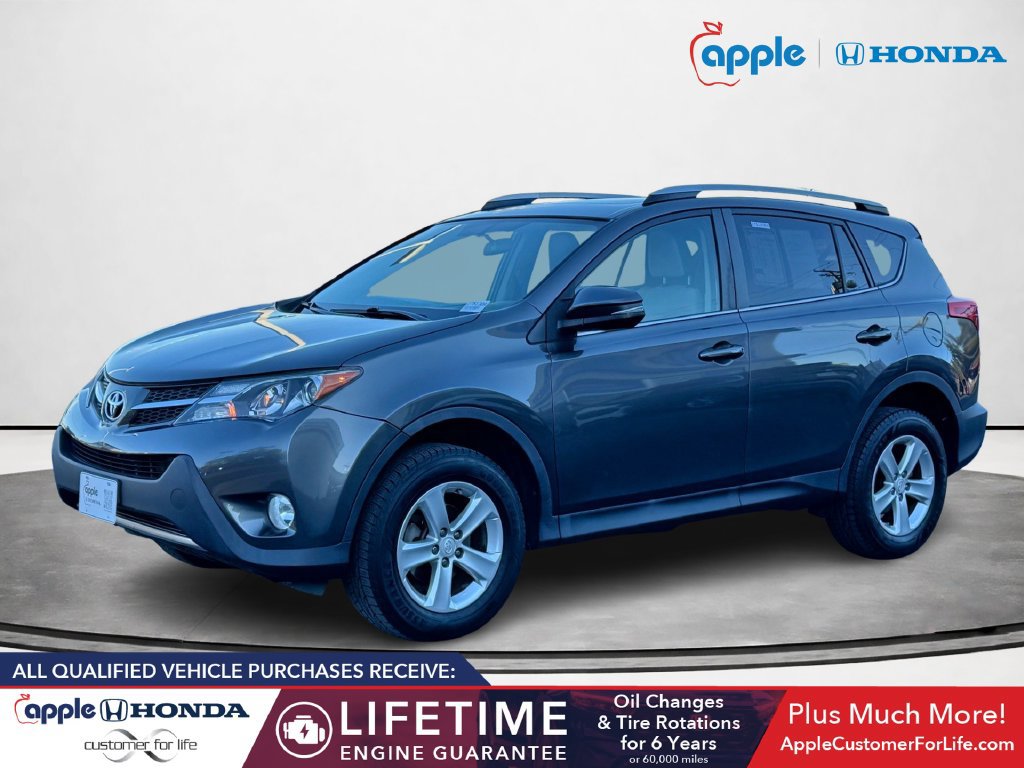 Used 2014 Toyota RAV4 XLE AWD/4WD image 5