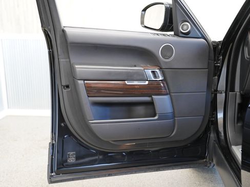 Used 2017 Land Rover Range Rover Long Wheelbase Supercharged image 29