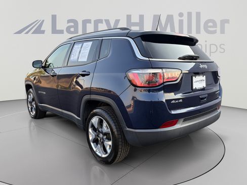 Used 2018 Jeep Compass Limited AWD/4WD image 3