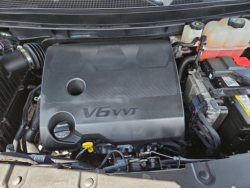Used 2023 Chevrolet Traverse LT AWD/4WD image 27
