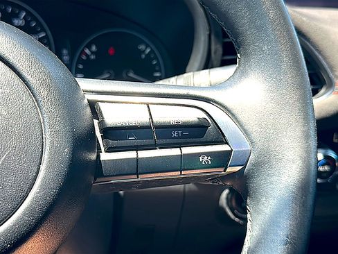 Used 2024 MAZDA MAZDA3 s AWD/4WD image 29
