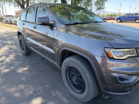 Used 2021 Jeep Grand Cherokee Trailhawk w/ Premium Lighting Group AWD/4WD image 1