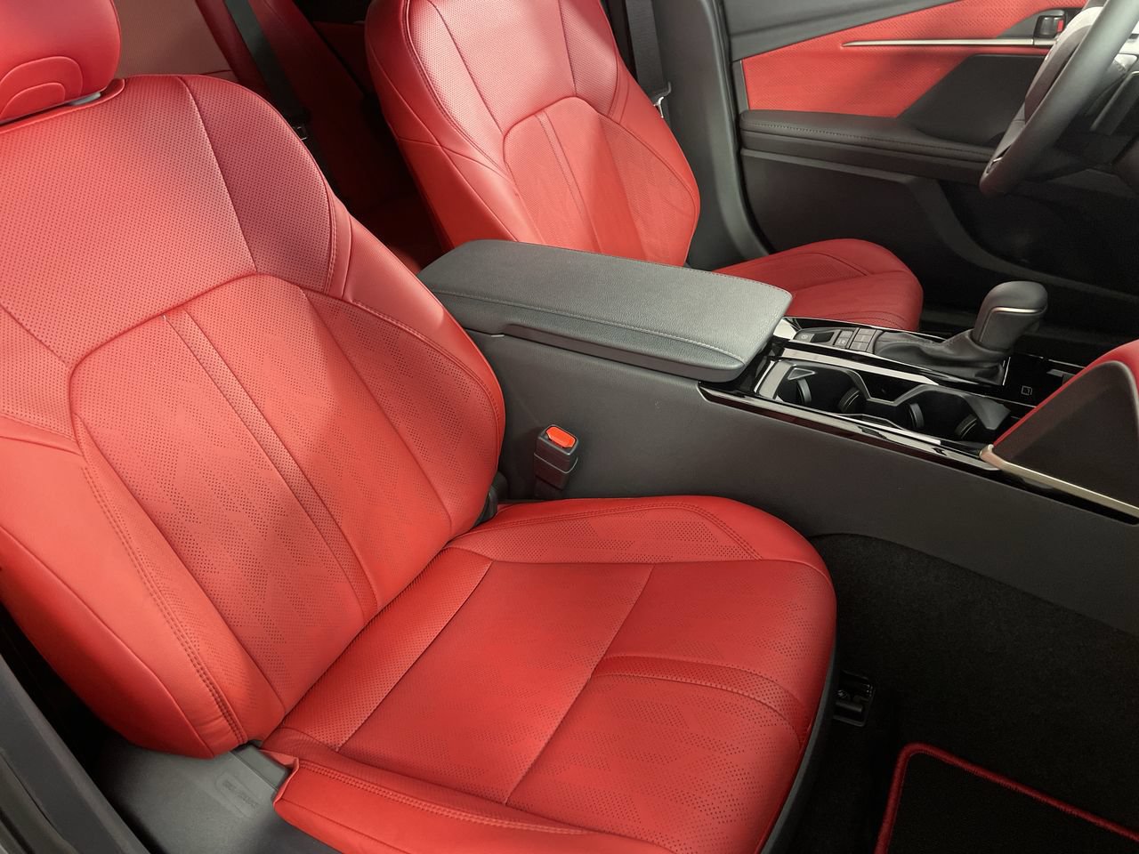 New 2026 Toyota Camry XSE FWD image 26