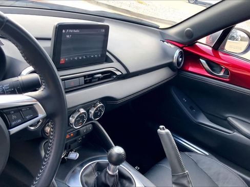 Used 2023 MAZDA MX-5 Miata Grand Touring image 5
