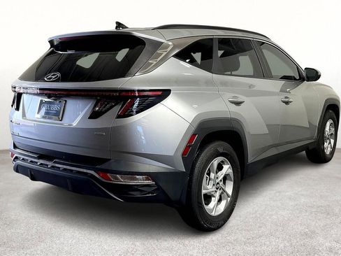 Used 2022 Hyundai Tucson SEL AWD/4WD image 2