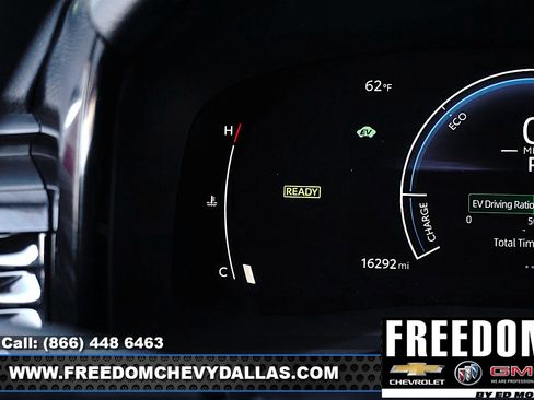 Used 2025 Toyota Camry LE image 23