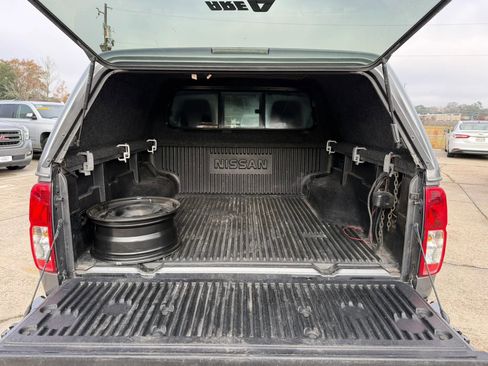 Used 2019 Nissan Frontier Desert Runner image 6