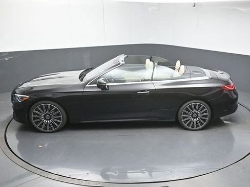 New 2026 Mercedes-Benz CLE 300 4MATIC Cabriolet image 44