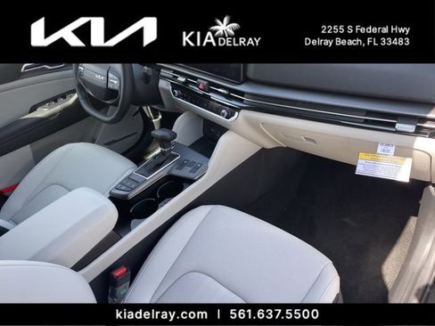 New 2026 Kia Sportage EX FWD image 11