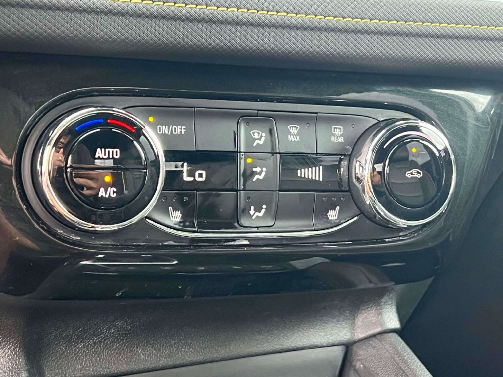 Used 2024 Chevrolet TrailBlazer ACTIV w/ Convenience Package AWD/4WD image 30