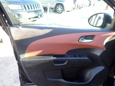 Used 2012 Chevrolet Sonic LTZ image 39