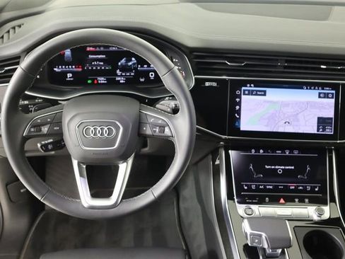 Used 2025 Audi Q7 3.0T Prestige w/ Prestige Package image 21