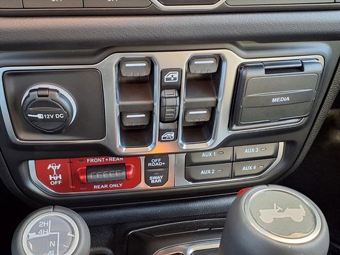 New 2026 Jeep Wrangler Unlimited Rubicon image 9