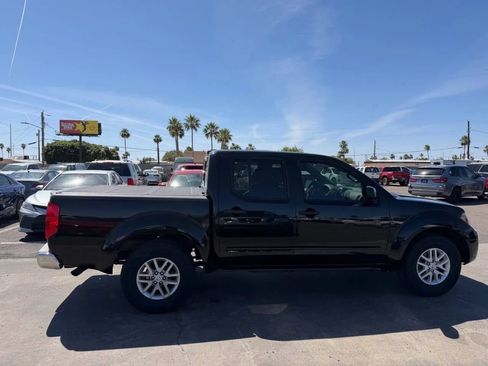 Used 2016 Nissan Frontier SV RWD image 11