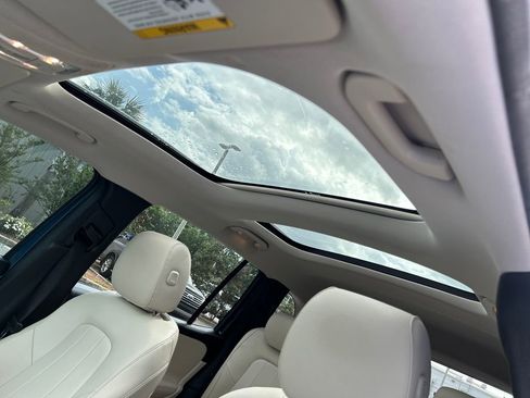 Used 2023 Mercedes-Benz GLB 250 image 10