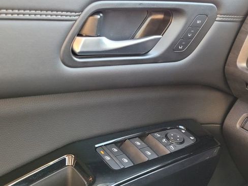 New 2026 Nissan Pathfinder Platinum FWD image 23
