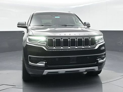Used 2022 Jeep Wagoneer Series II AWD/4WD image 3