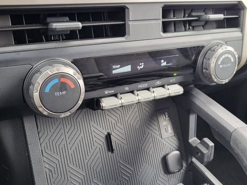 Used 2025 Toyota Tacoma SR image 17