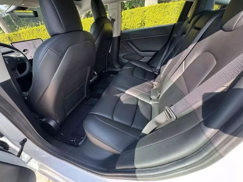 Used 2022 Tesla Model 3 Long Range AWD/4WD image 11
