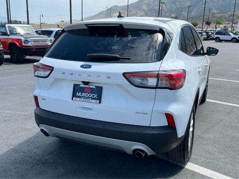 Certified 2022 Ford Escape SE AWD/4WD image 8