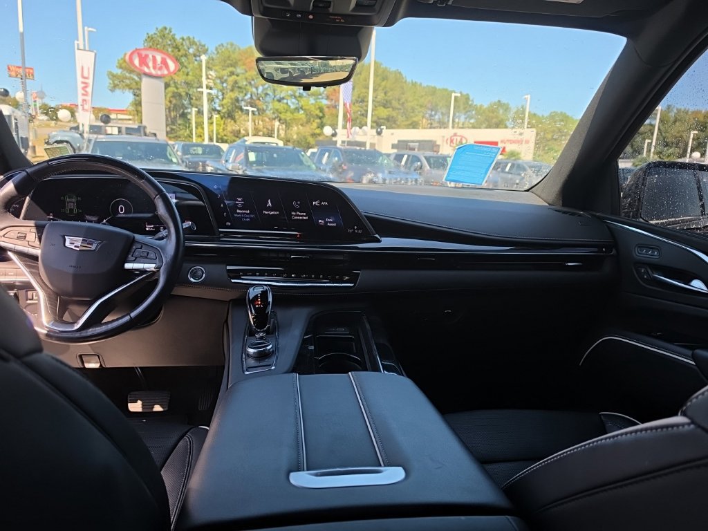 Used 2023 Cadillac Escalade Sport AWD/4WD image 14