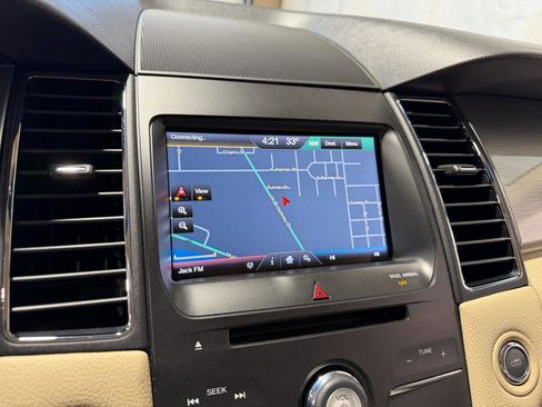 Used 2015 Ford Taurus SEL w/ Equipment Group 201A image 31