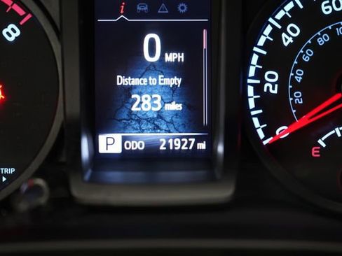 Used 2023 Toyota Tacoma SR AWD/4WD image 25